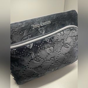 Juicy Couture ITEM HAS BEEN SOLD